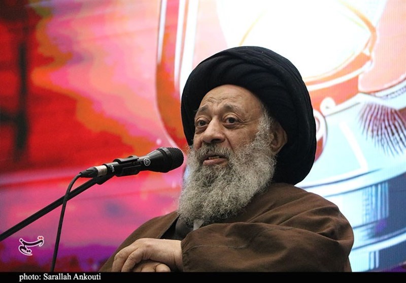 خانواده شهدا «سرمایه‌های معنوی جامعه» هستند